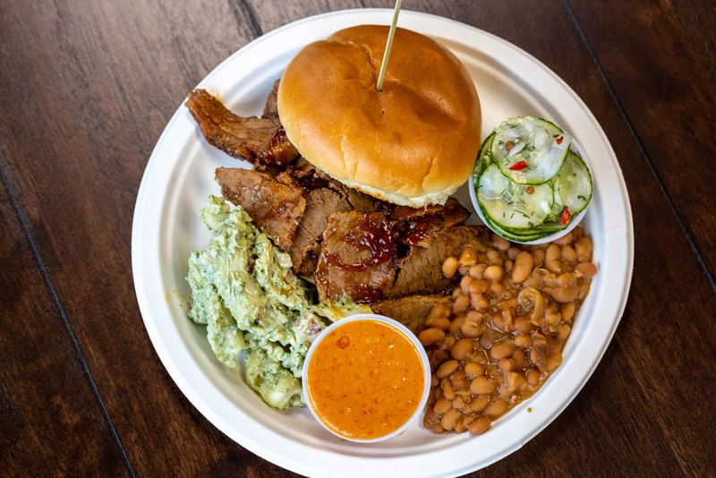 J&J Barbeque (Elm Mott)