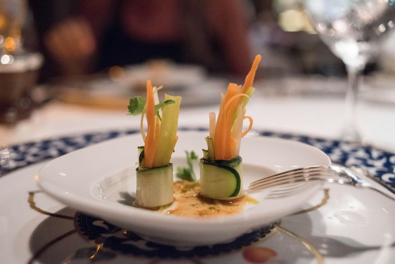 Neglecting to Book Specialty Dining