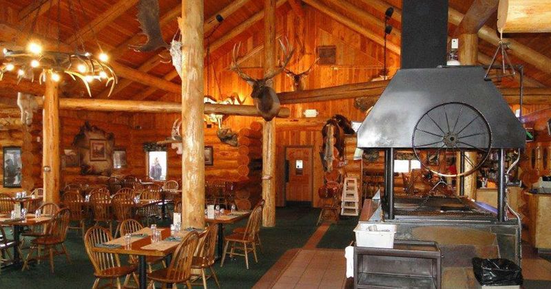 Montana: Lolo Creek Steakhouse (Lolo)