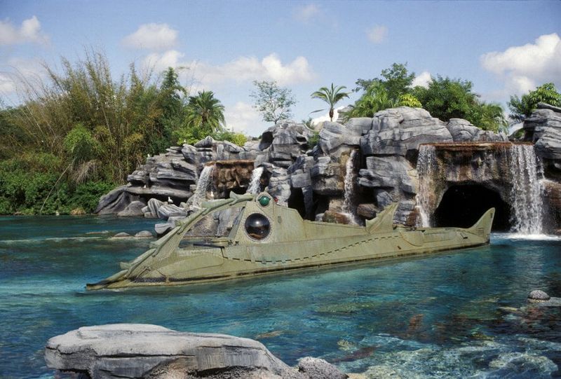 20,000 Leagues Under the Sea: Submarine Voyage