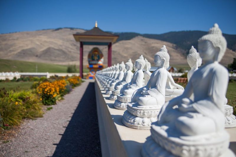 Garden of One Thousand Buddhas, Montana