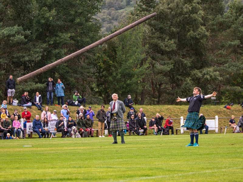 Highland Games – Scotland (May–August)