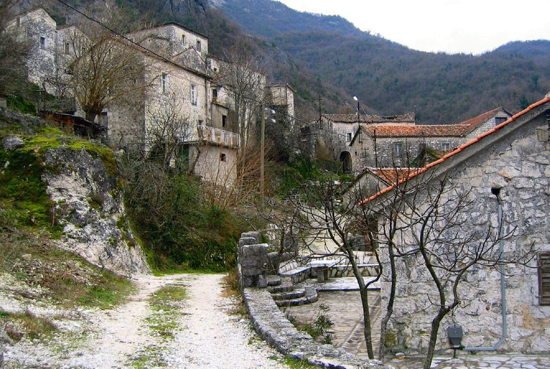 Godinje