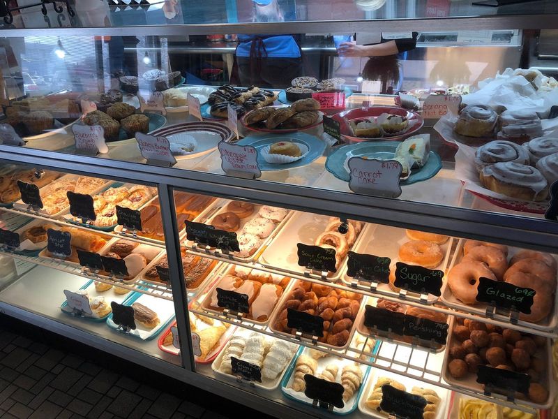 Jubelt's Bakery & Restaurant – Litchfield, IL