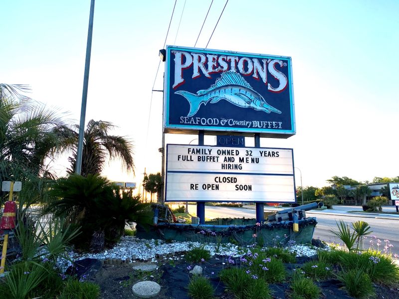 Preston's Family Seafood - Disappointing Despite the Name