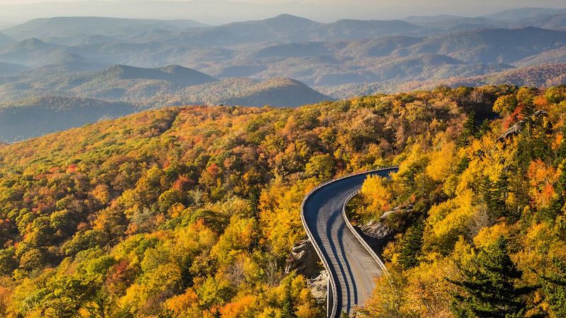 Blue Ridge Parkway: Appalachian Mountain Magic