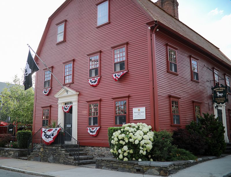Rhode Island: White Horse Tavern (Newport)