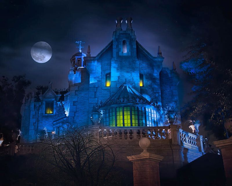 Haunted Mansion - Still Open