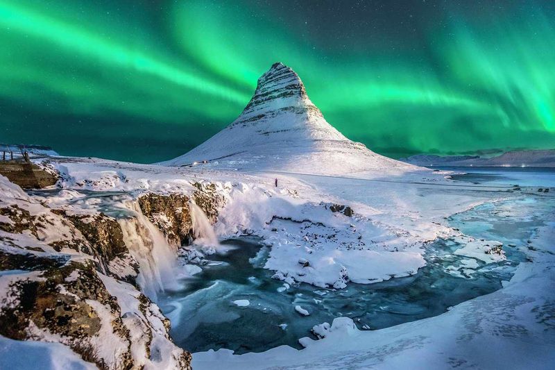 Northern Lights, Arctic Circle: Sky's Electric Dance