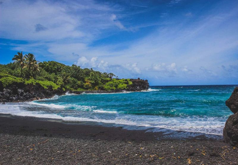 Honokalani Beach