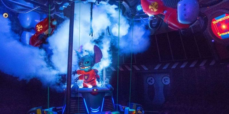Stitch's Great Escape - Closing