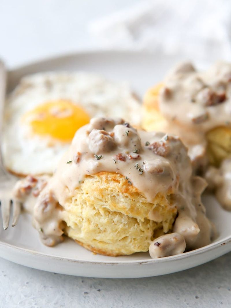 Biscuits and Gravy: Southern Breakfast Classic