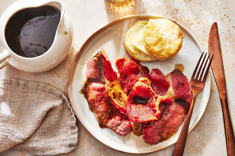 South Carolina – Country Ham with Red-Eye Gravy
