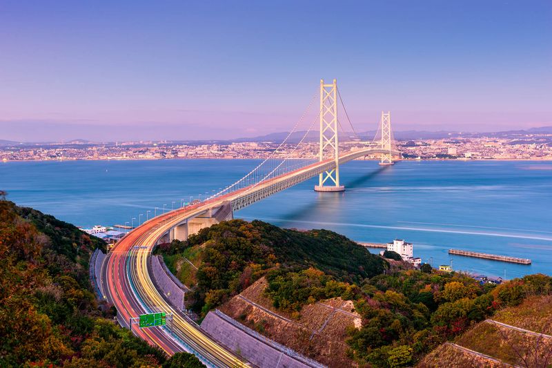 Akashi Kaikyō Bridge
