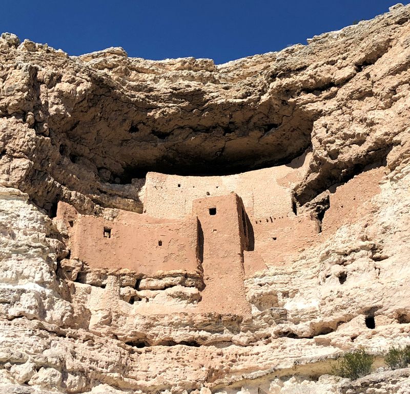 Mystery of the Sinagua Cliff Dwellings