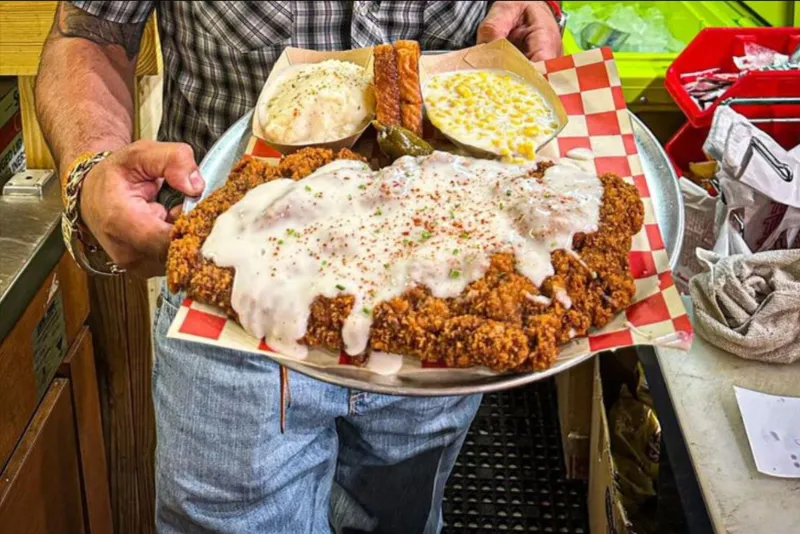 The Big Texan Steak Ranch: Route 66 Giant