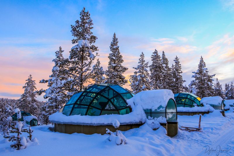 Kakslauttanen Arctic Resort Glass Igloos Spa, Finland