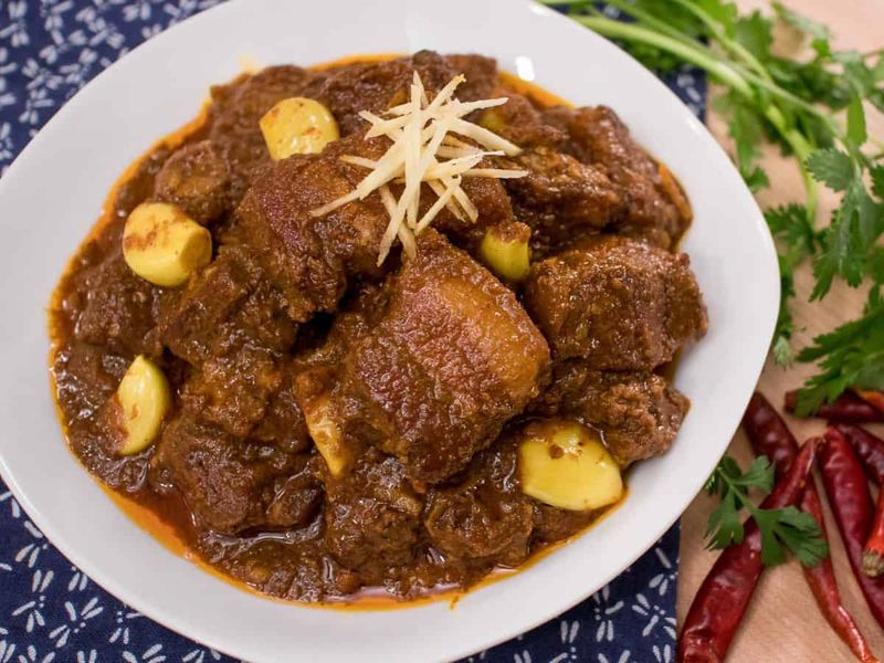 Gaeng Hang Lay - A Curry With Royal Heritage