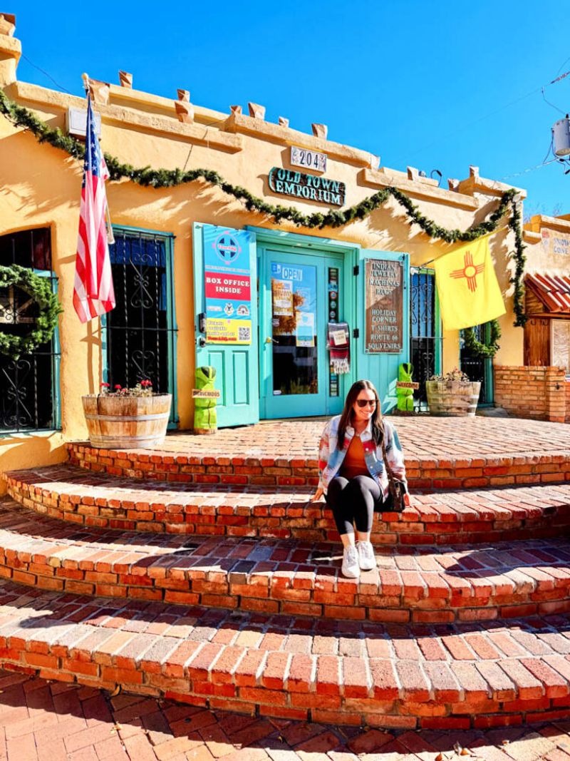Albuquerque, New Mexico – Old Town Charm and Route 66 Nostalgia