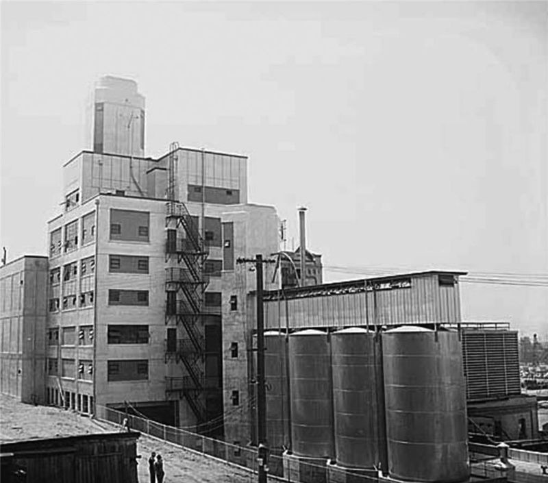 Rainier Brewery – Seattle's Mountain Castle (1905)