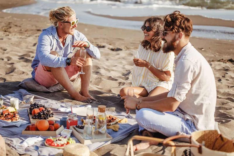 DIY Beach Picnic