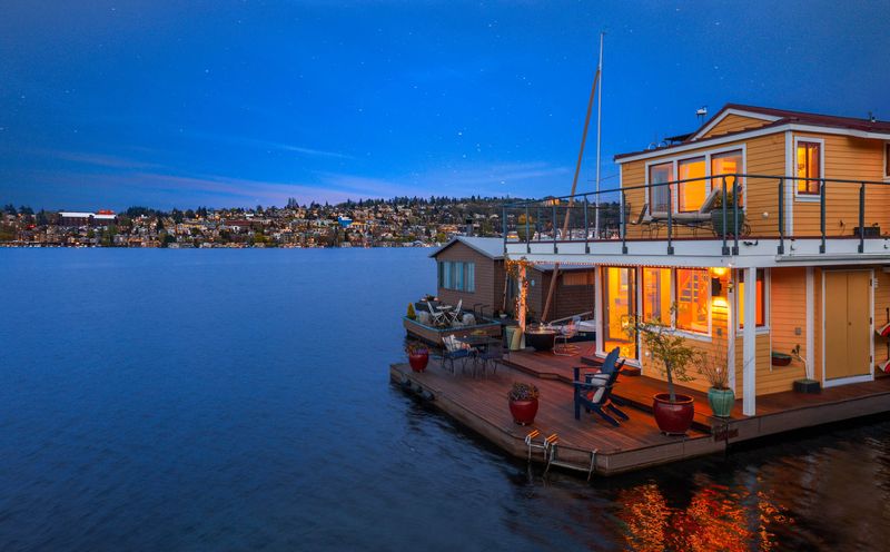It's a Haven for Waterfront Lovers