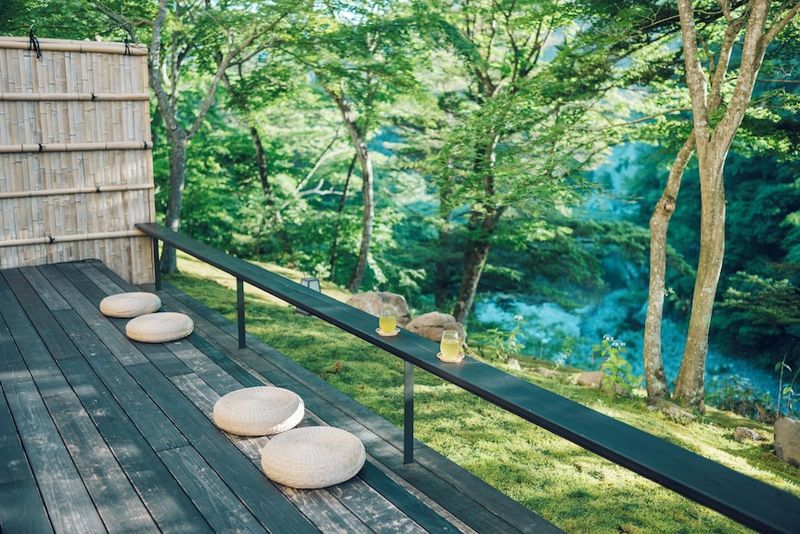 Secret Alternative 13: Sendai Forest Inn