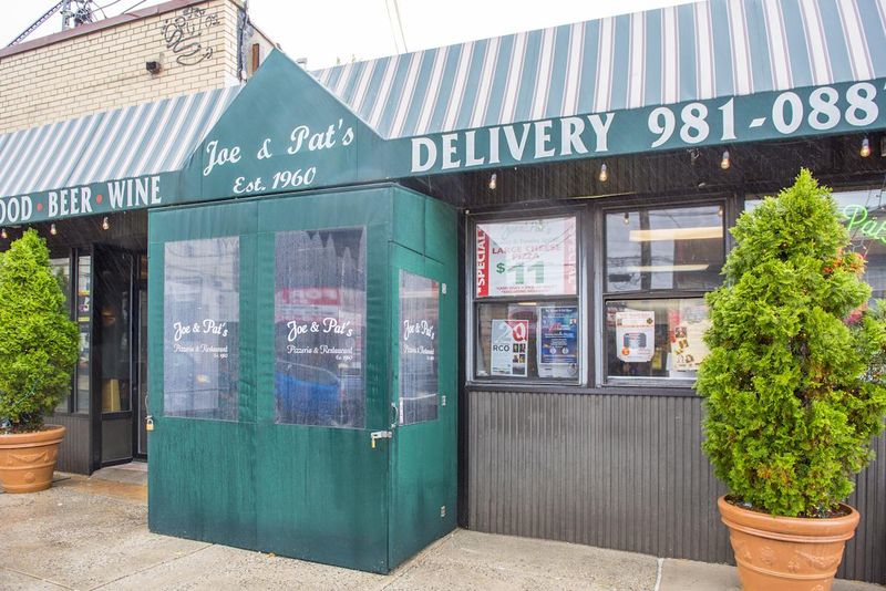 Joe & Pat’s