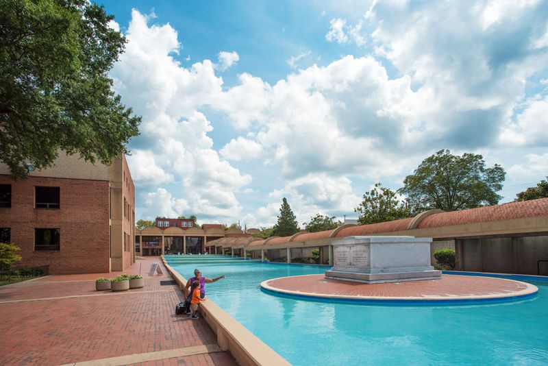 The Martin Luther King Jr. Center for Nonviolent Social Change