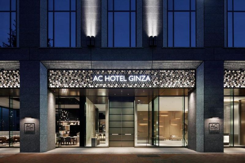 Ginza Expensive Hotel Ramen - Overpriced Pretension