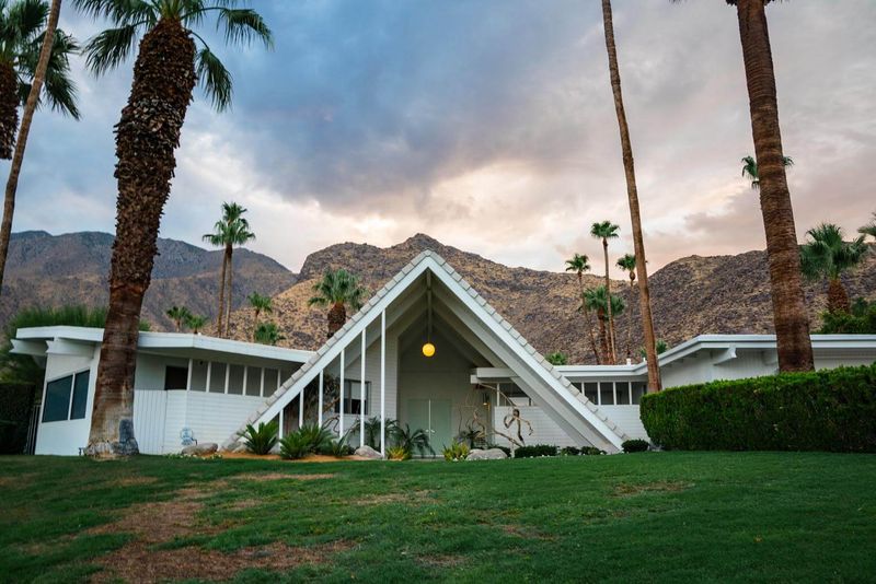 Palm Springs, California: Desert Modernism