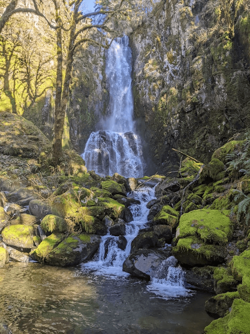 Essential Visitor Tips Ensure Perfect Waterfall Adventures