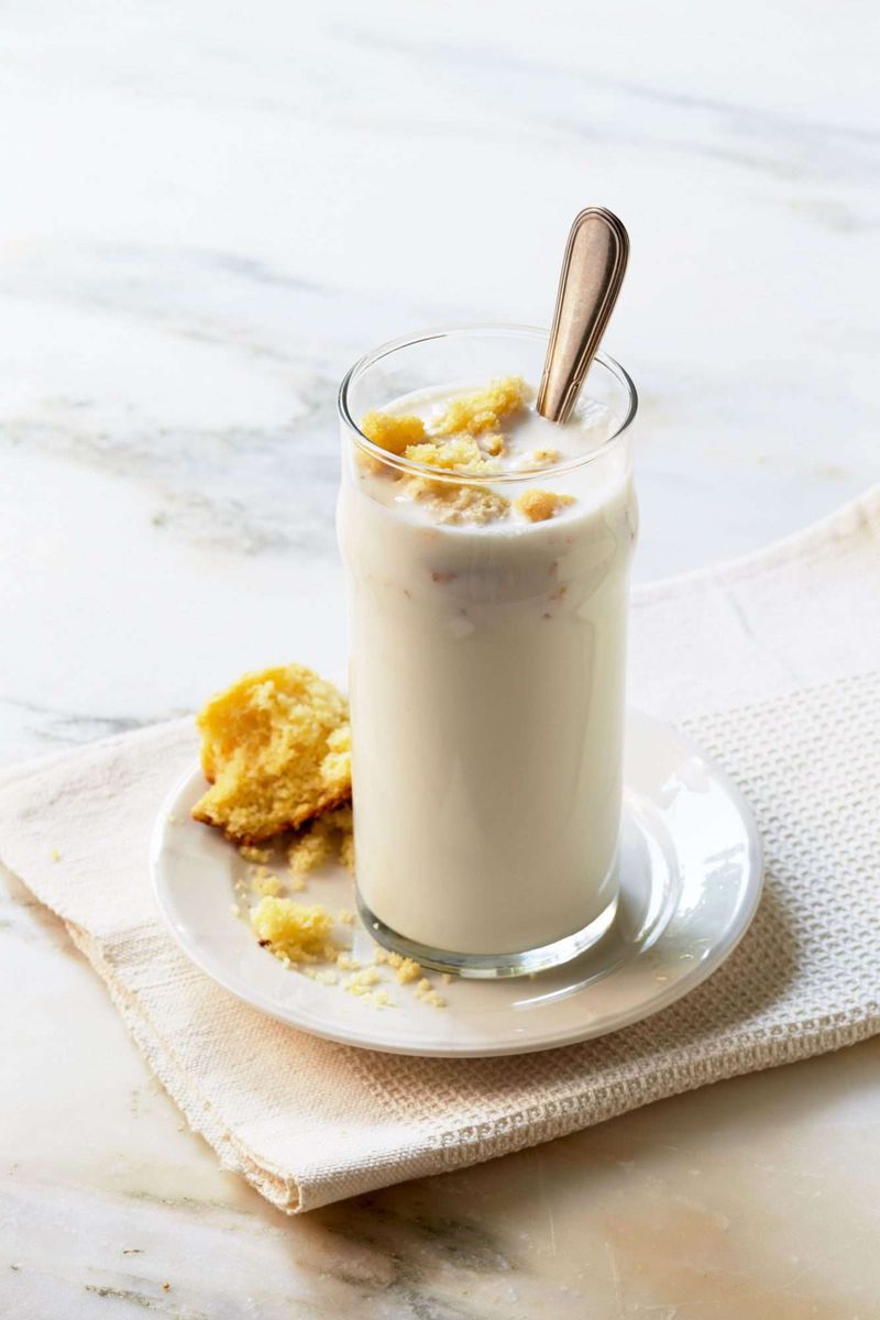 Cornbread in Buttermilk