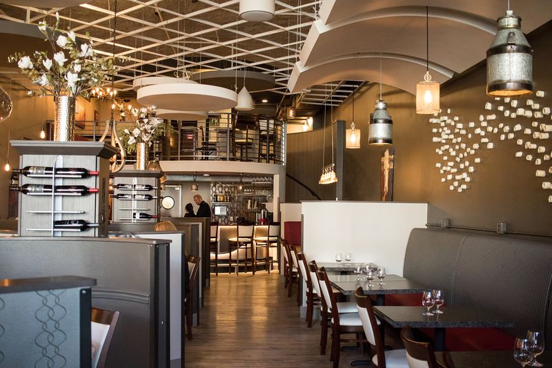 South Dakota: Delmonico Grill
