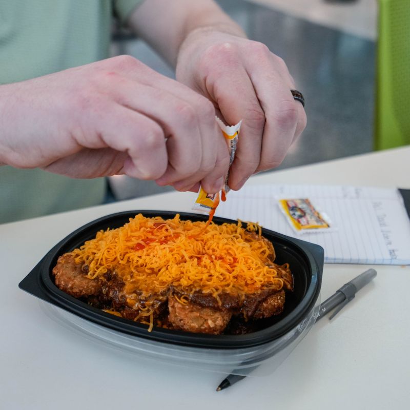 Ohio – Cincinnati Chili Breakfast Bowl