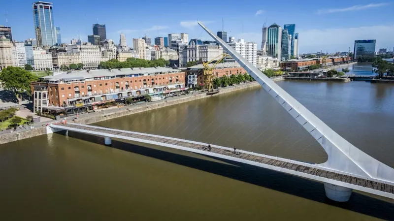 Puente de la Mujer