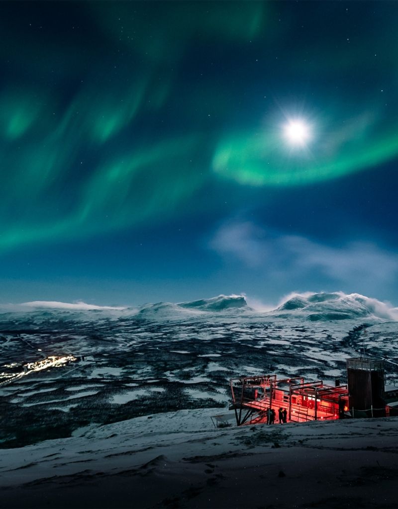 Aurora Sky Station, Sweden