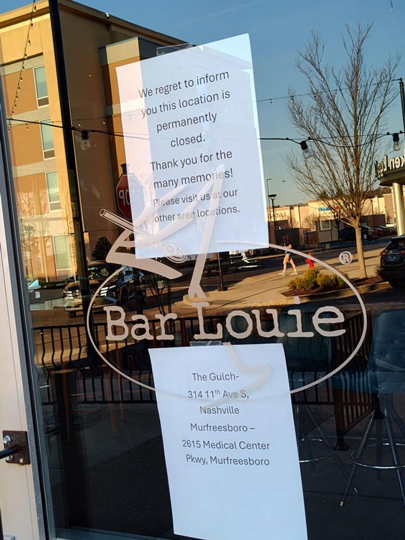 Bar Louie