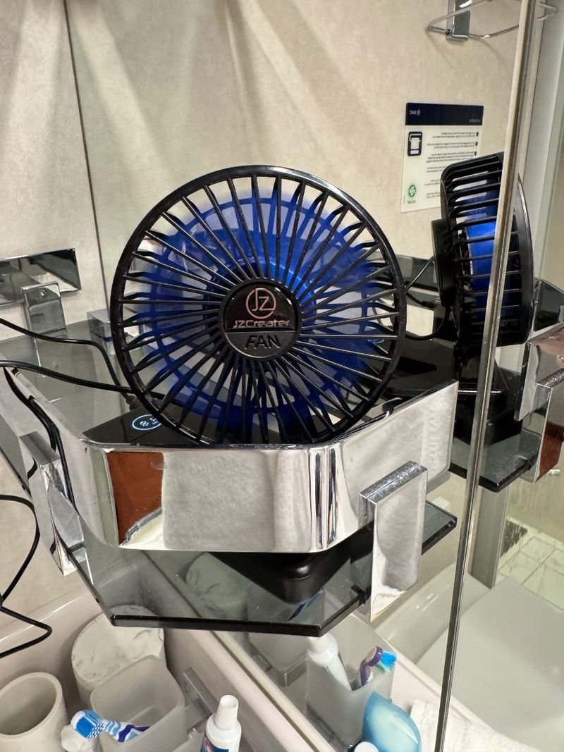 Packing a Portable Fan