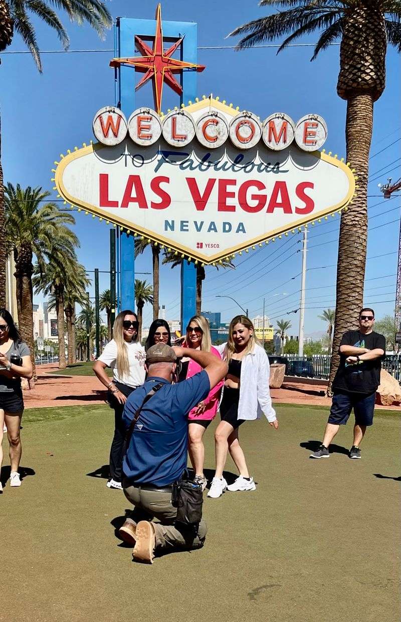 The Las Vegas Sign Photo Op