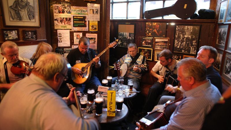 The Cobblestone's Hidden Snug