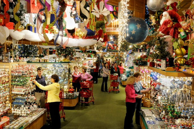 Bronner’s Christmas Wonderland