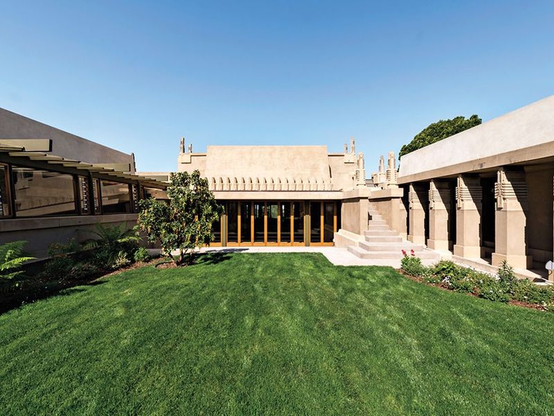 Hollyhock House