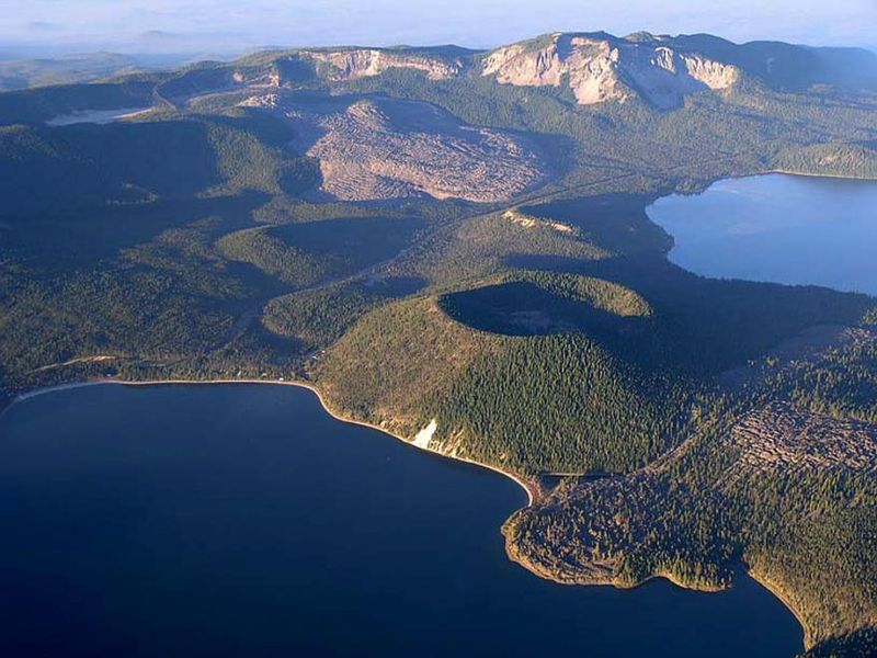 Newberry Volcano - The Geothermal Powerhouse