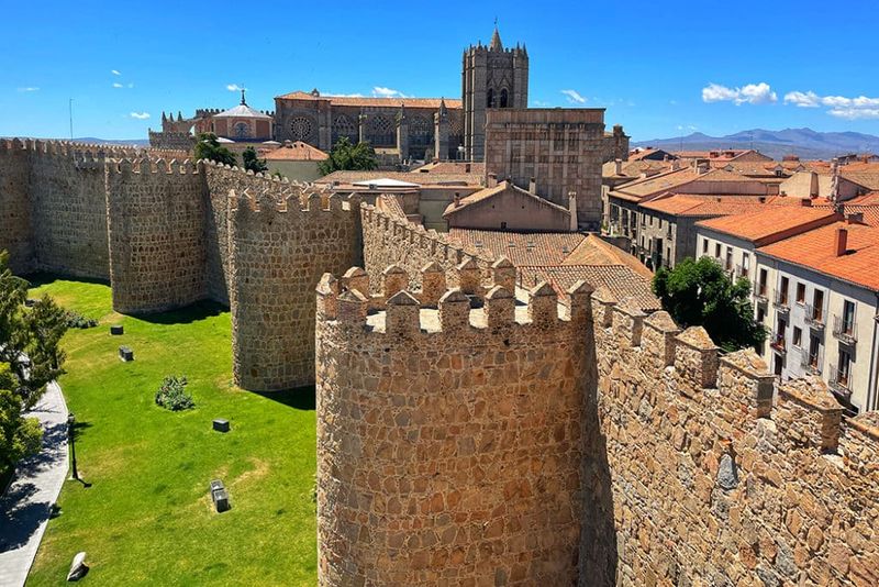 Ávila - Medieval Walls Marvel
