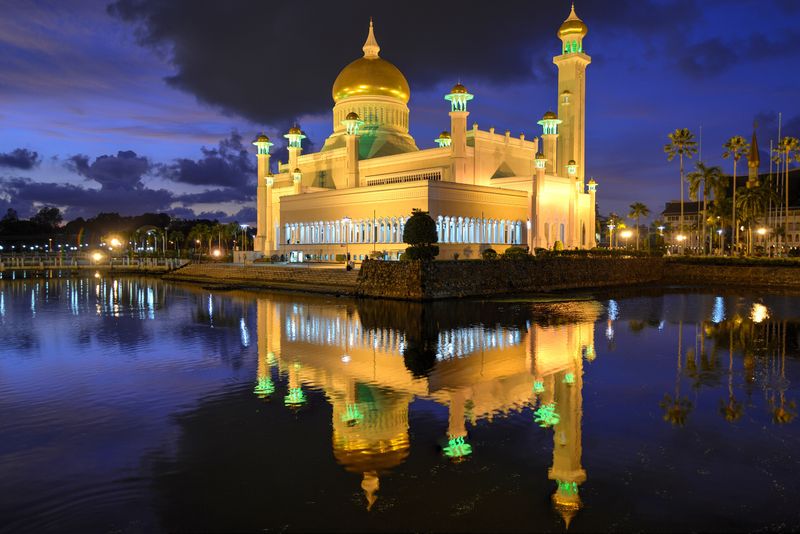 Brunei: Sultan's Serenity