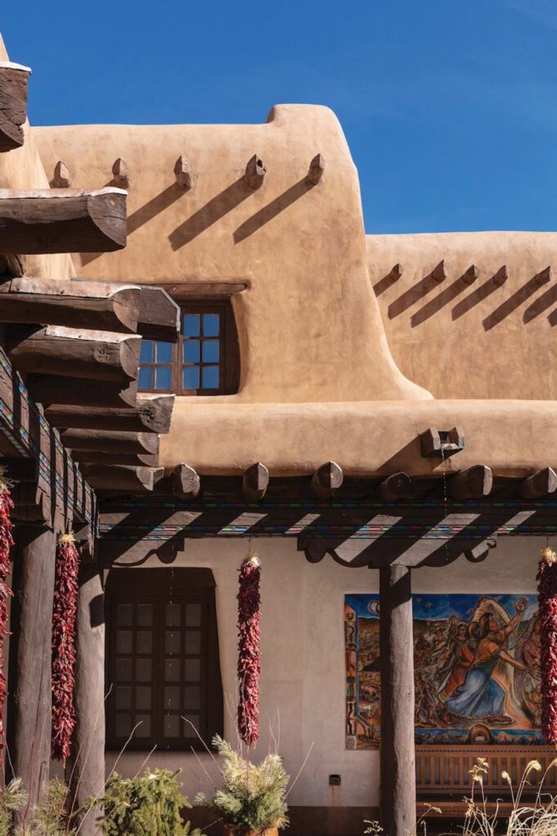 Santa Fe, New Mexico – Adobe Architecture and Artistic Soul