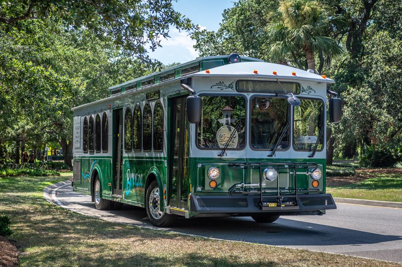 Free Island Trolley System
