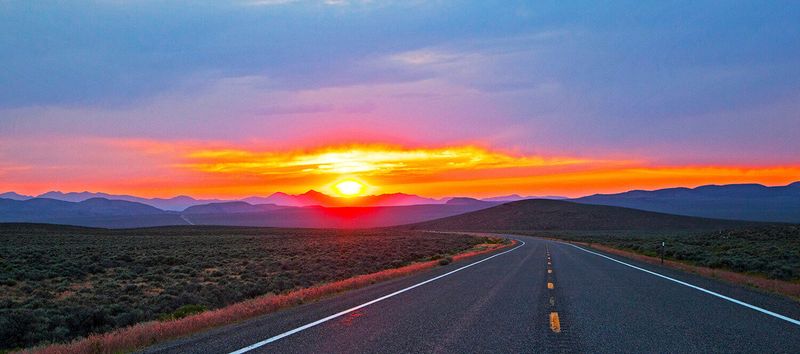 Sunset Drives: A Painterly Experience