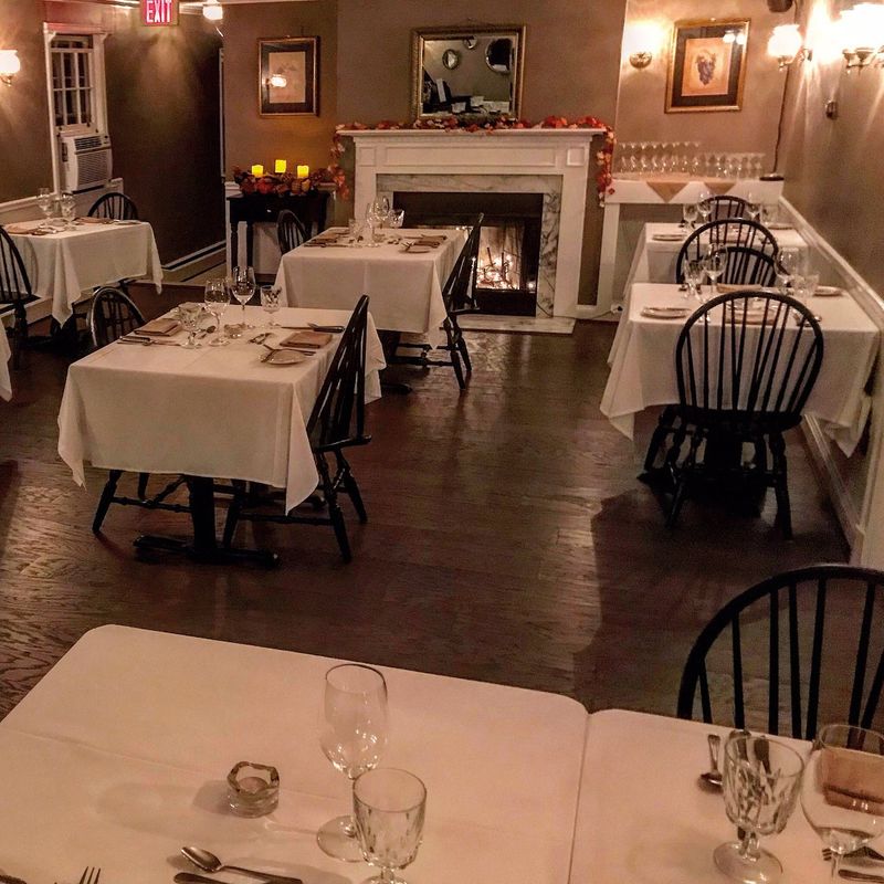Vermont: The Lincoln Inn Restaurant